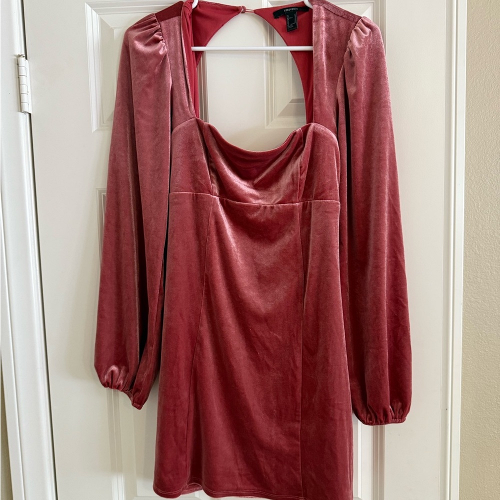 Forever 21 Rose Velvet dress